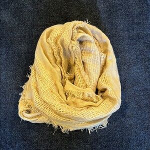 Chic Yellow Textured Scarf